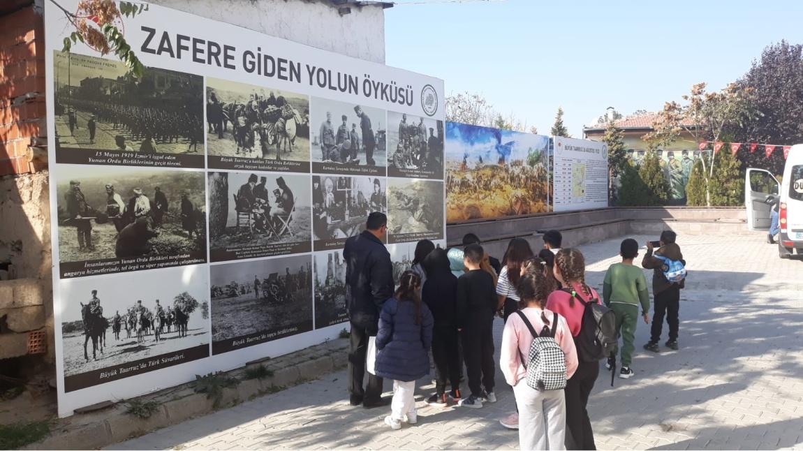 Öğrencilerimiz Afyon Gezisinde